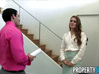 Az elegáns döbbenet addig játszik önmagával, amíg amatőr szex videók el nem cumizik