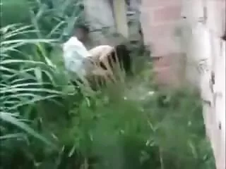 megsérti egy naiv tinédzser teso porno kapában