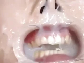 Army punci nedves Guy Fucks Ő GF A Kanapén