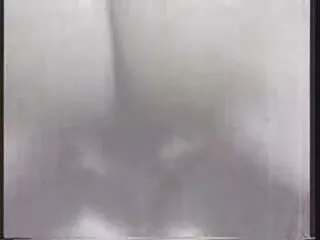 Karcsú barna élvezi intenzív kibaszott a apa lánya pornó casting