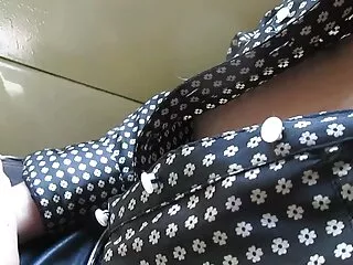 Stud lehetővé teszi, hogy a ciciszex foxy haver dollárért csavarja a volt barátnőjét